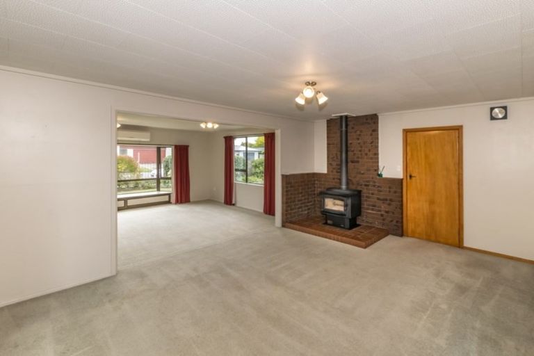 Photo of property in 31 Gladstone Road, Woodend, 7610