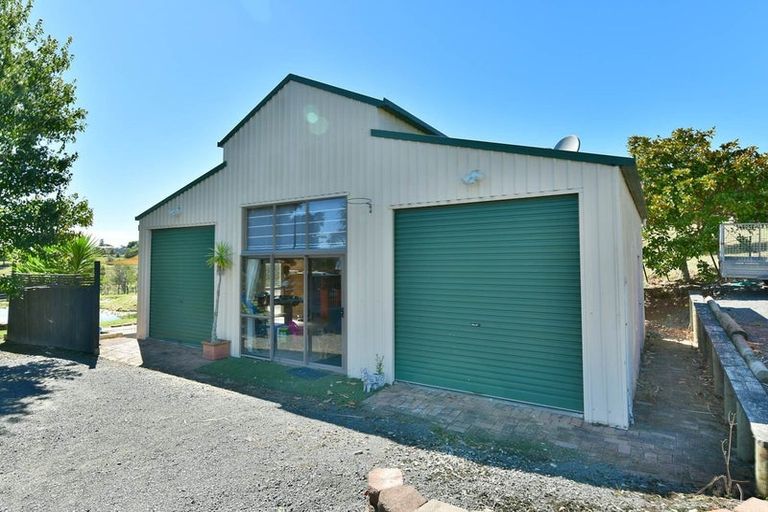 Photo of property in 452 Blackbridge Road, Dairy Flat, Albany, 0794