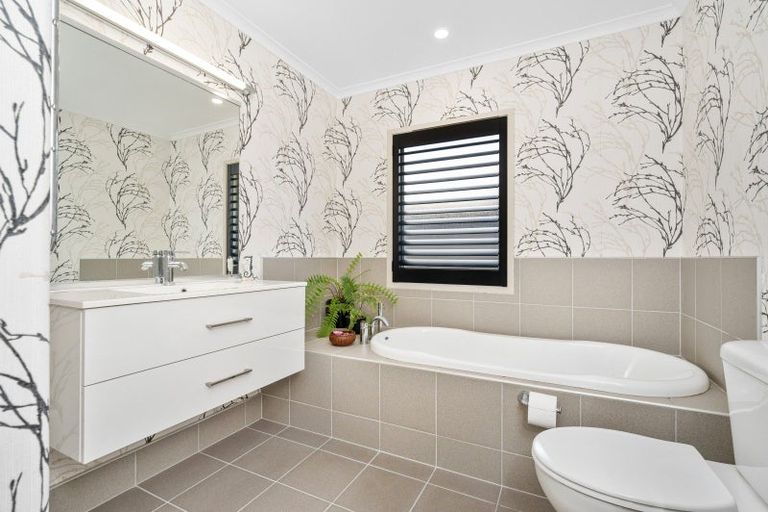 Photo of property in 107 Hollister Lane, Ohauiti, Tauranga, 3112