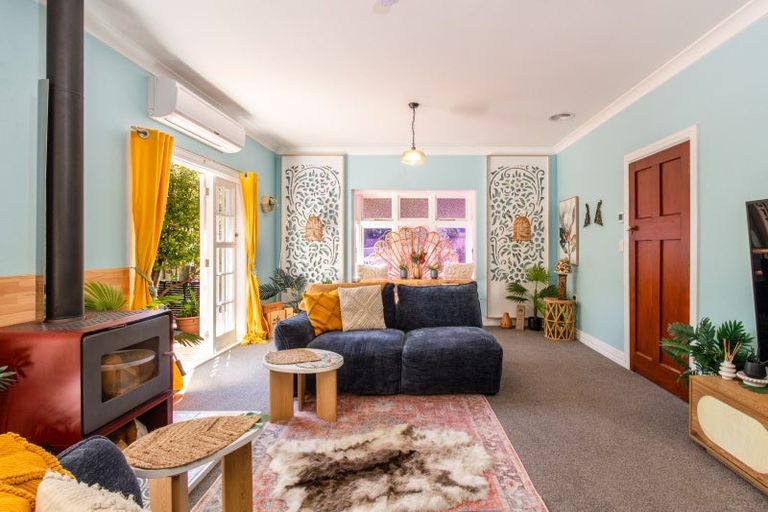 Photo of property in 124 Shakespeare Road, Bluff Hill, Napier, 4110