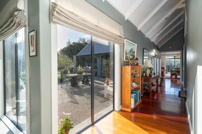 Photo of property in 3 Chestnut Grove, Acacia Bay, Taupo, 3385