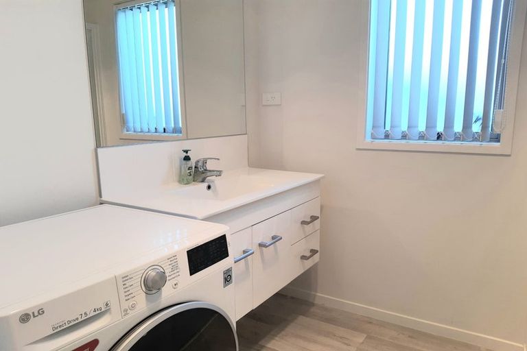 Photo of property in 11 Kamahi Crescent, Papamoa Beach, Papamoa, 3118