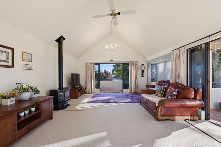 Photo of property in 2/4 Bevington Street, Avonhead, Christchurch, 8042