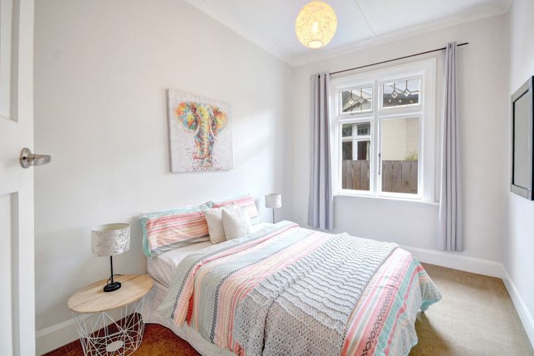 Photo of property in 356 Bay View Road, Saint Clair, Dunedin, 9012