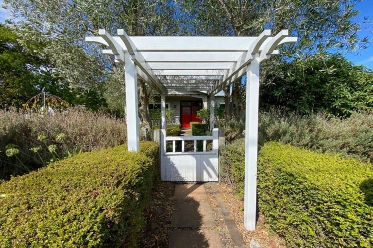 Photo of property in 429 High Street South, Carterton, 5713