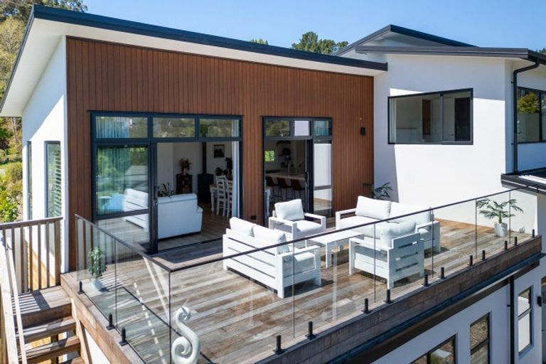 Photo of property in 64 Durham Drive, Havelock North, 4130