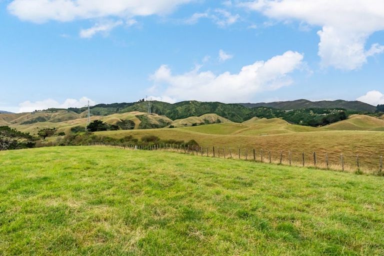 Photo of property in 142a Mulhern Road, Judgeford, Porirua, 5381