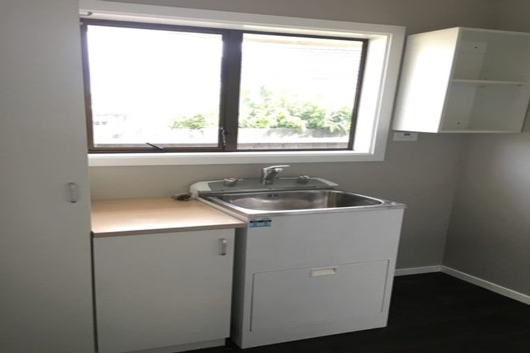 Photo of property in 10 Blossomdale Place, Bishopdale, Christchurch, 8053