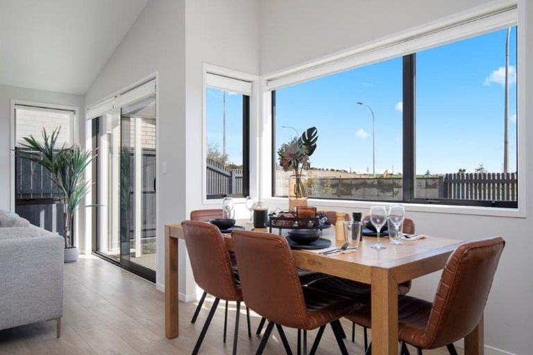 Photo of property in 28 Te Rata Boulevard, Karaka, 2124