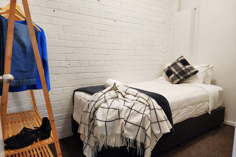 Photo of property in 2/38a Webb Street, St Albans, Christchurch, 8014