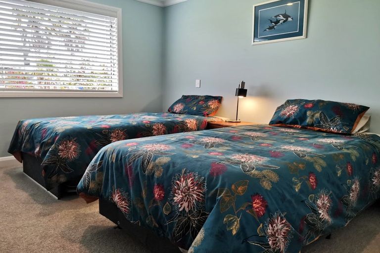 Photo of property in 2 Cayman Court, One Tree Point, 0118