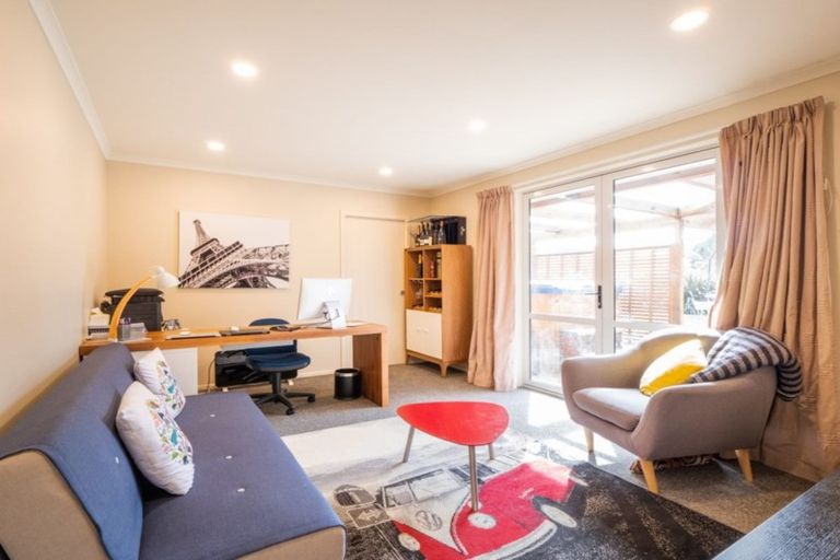 Photo of property in 37 Duxford Crescent, Fairfield, Dunedin, 9018