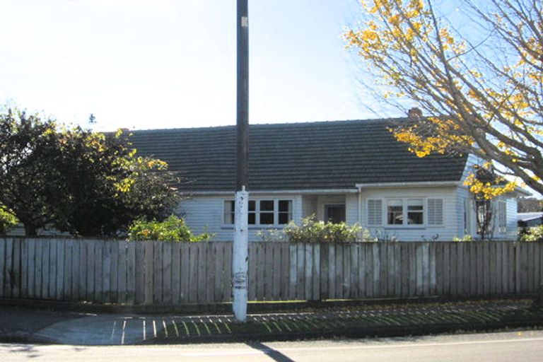 Photo of property in 77 Latham Street, Marewa, Napier, 4110