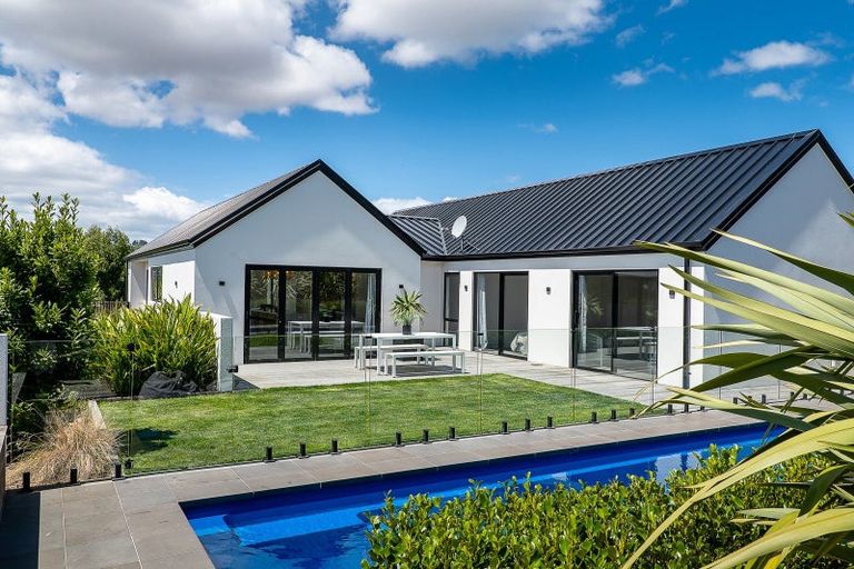 Photo of property in 316 Worsleys Road, Westmorland, Christchurch, 8025