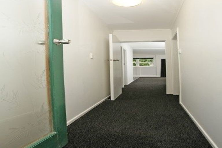 Photo of property in 17a Seatoun Heights Road, Miramar, Wellington, 6022