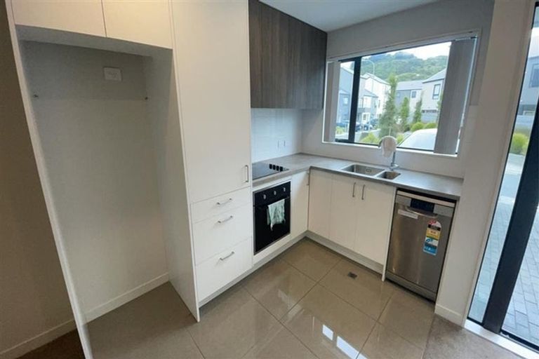 Photo of property in 16/170 Fraser Avenue, Johnsonville, Wellington, 6037