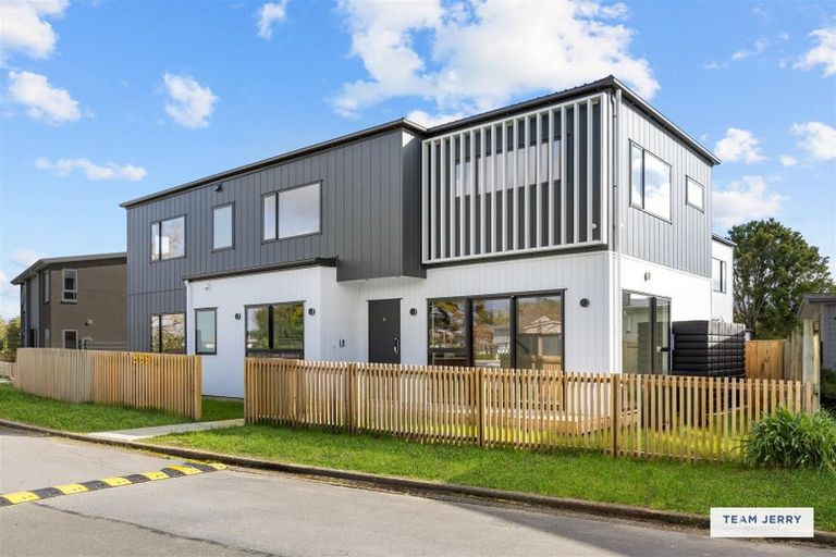 Photo of property in 339a Bucklands Beach Road, Bucklands Beach, Auckland, 2012