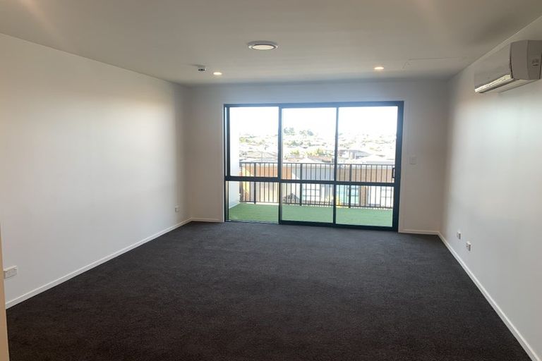 Photo of property in 5/61 Pragma Rise