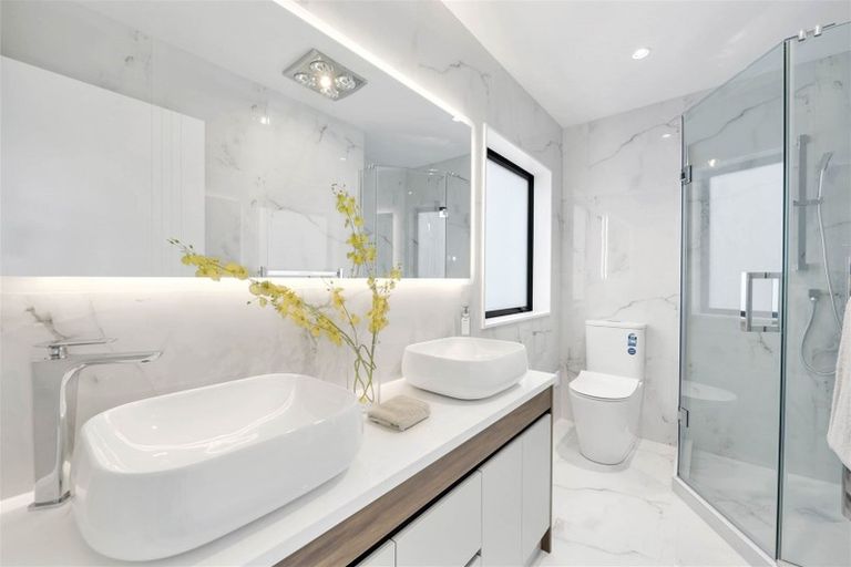 Photo of property in 59 Drumbuoy Drive, Flat Bush, Auckland, 2019