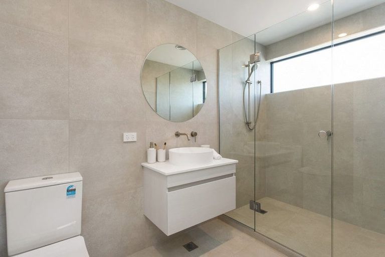 Photo of property in 54 Evesham Crescent, Spreydon, Christchurch, 8024