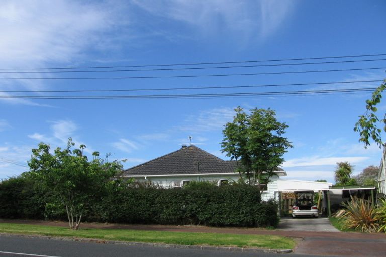 Photo of property in 81 Moa Road, Point Chevalier, Auckland, 1022