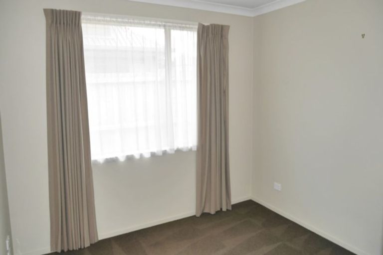 Photo of property in 6a Freyberg Avenue, Riccarton, Christchurch, 8011