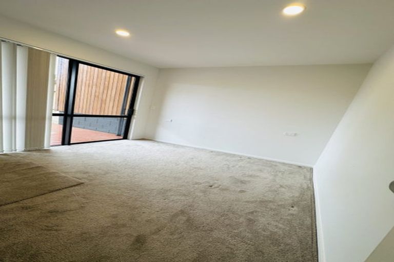 Photo of property in 51b Glendene Avenue, Glendene, Auckland, 0602