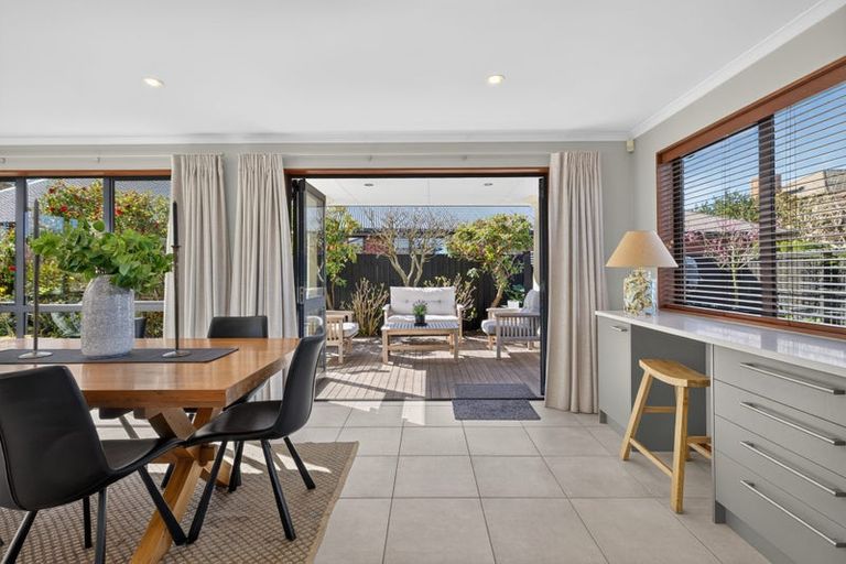 Photo of property in 49 Skyedale Drive, Harewood, Christchurch, 8051