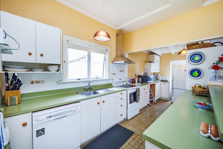 Photo of property in 329 Makirikiri Road, Crofton, Marton, 4787