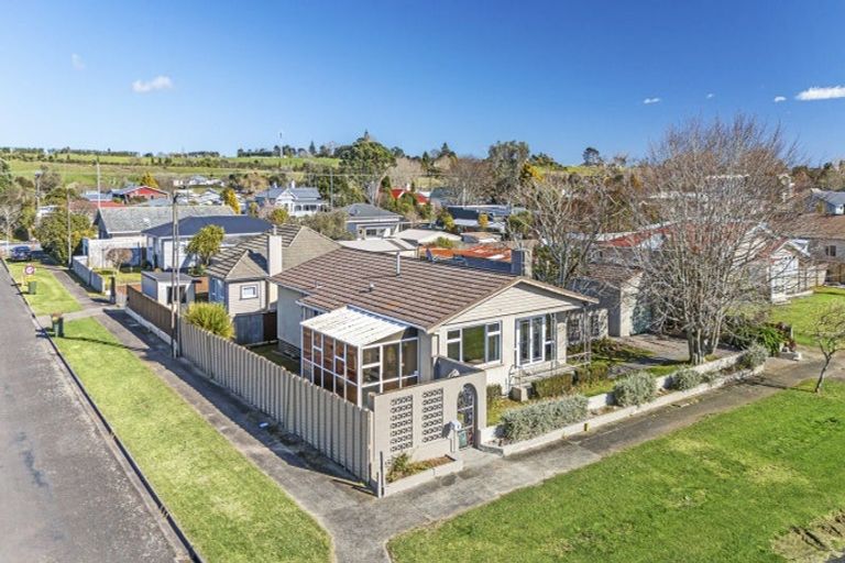Photo of property in 1 Strange Street, Waitara, 4320