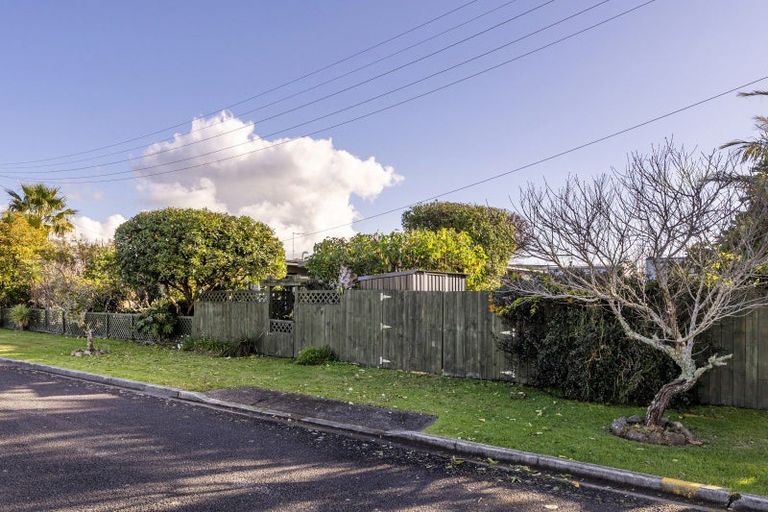 Photo of property in 11 Dundas Street, Whitianga, 3510