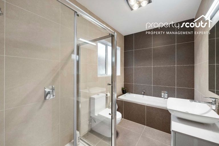 Photo of property in 503a Great South Road, Rosehill, Papakura, 2113