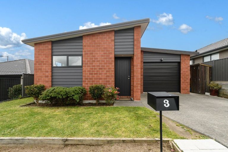 Photo of property in 3 Wai Huri Place, Omokoroa, 3114