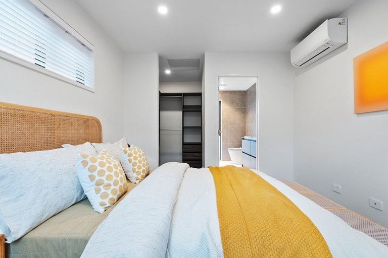 Photo of property in 73d Salamanca Road, Sunnynook, Auckland, 0620