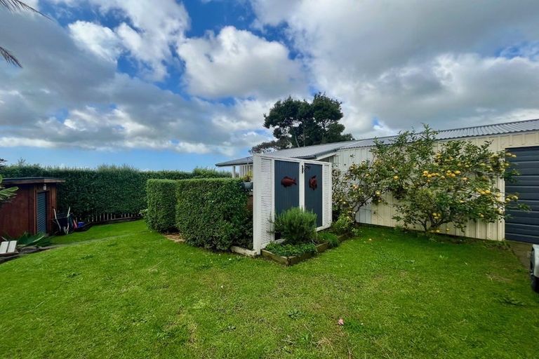 Photo of property in 33 Pacific Street, Waiuku, 2123