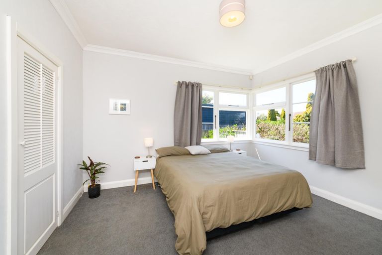 Photo of property in 26 Rangitira Avenue, Palmerston North, 4414