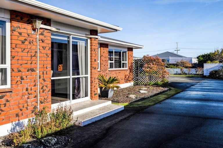 Photo of property in 25 Victoria Street, Hawera, 4610