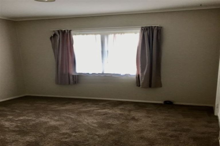 Photo of property in 34 Rollerson Street, Papakura, 2110