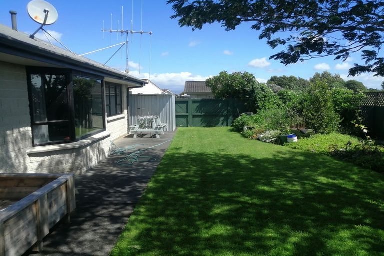 Photo of property in 41 Jupiter Street, Milson, Palmerston North, 4414