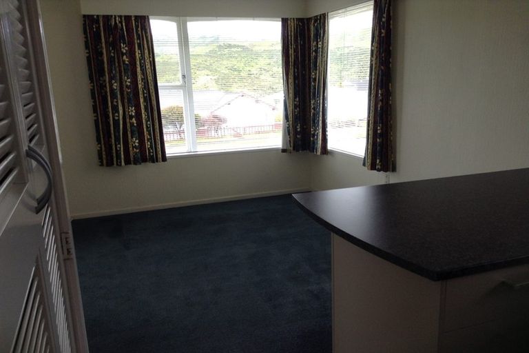 Photo of property in 30 Waipounamu Drive, Kelson, Lower Hutt, 5010