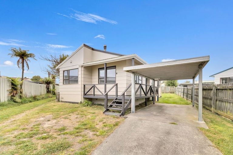 Photo of property in 16a Beech Place, Owhata, Rotorua, 3010