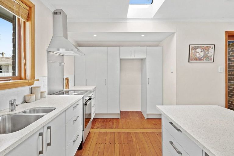 Photo of property in 34 Meadow Street, Papanui, Christchurch, 8052