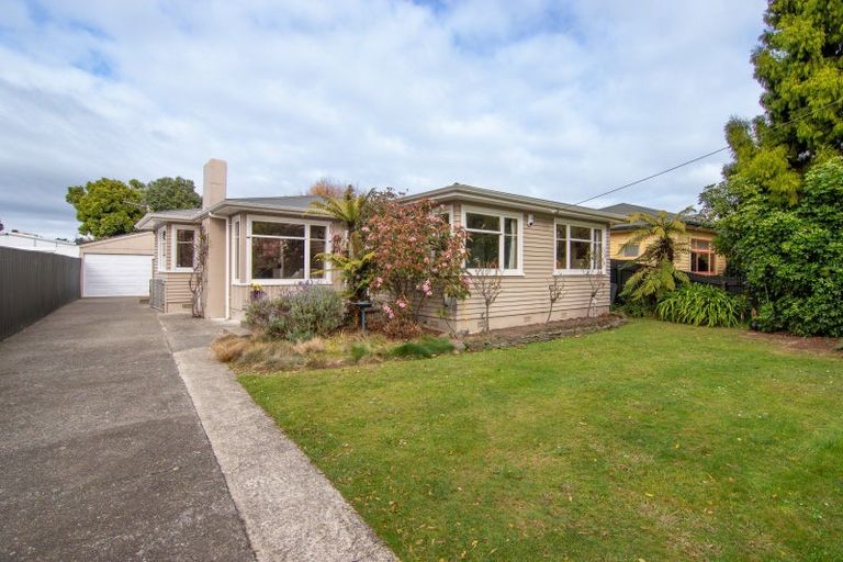 Photo of property in 100 Slacks Road, Awapuni, Palmerston North, 4412