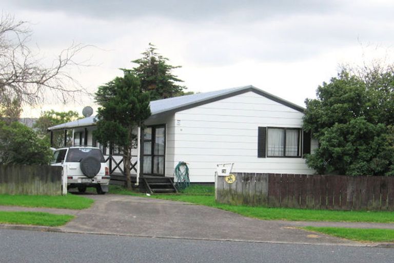 Photo of property in 12 Trevor Hosken Drive, Wiri, Auckland, 2104