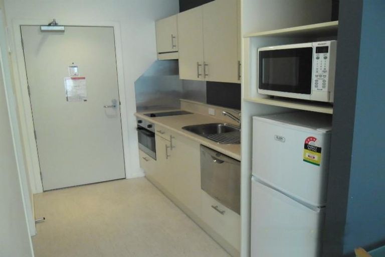 Photo of property in Terrace Heights Apartments, 2/163p The Terrace, Wellington Central, Wellington, 6011