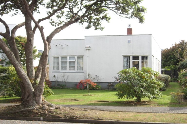 Photo of property in 59 Hall Crescent, Epuni, Lower Hutt, 5011