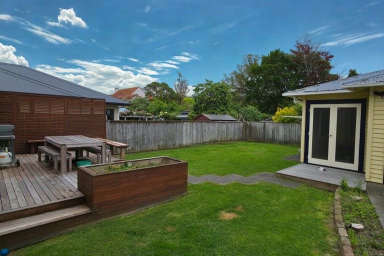 Photo of property in 15 Sherwood Street, Woburn, Lower Hutt, 5010