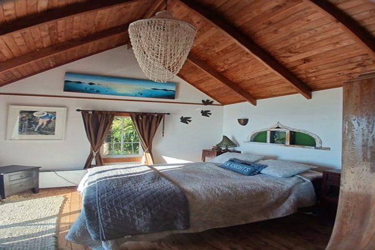 Photo of property in 102 Beach Road, Onerahi, Whangarei, 0110