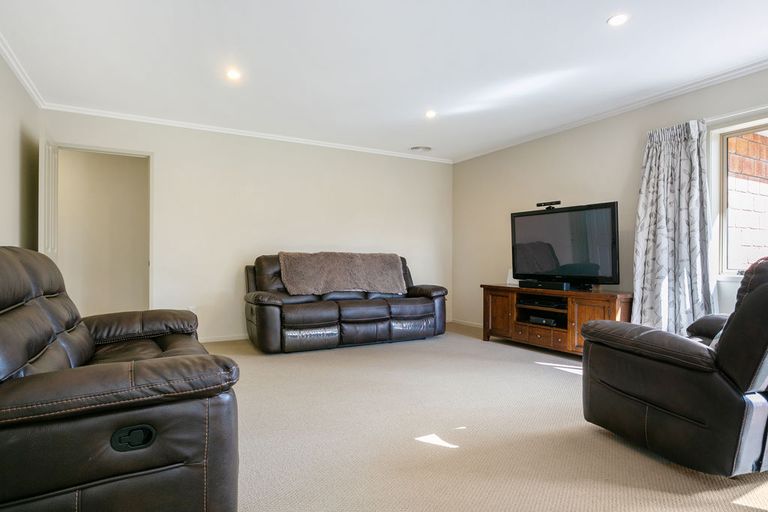 Photo of property in 176 Thornton Road, Cambridge, 3434