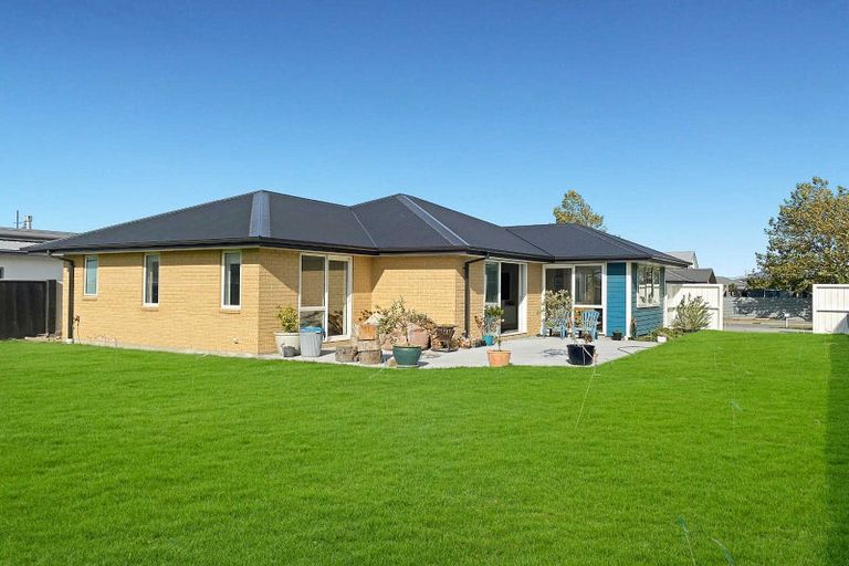 Photo of property in 4 Nga Tupuna Street, Pegasus, 7612